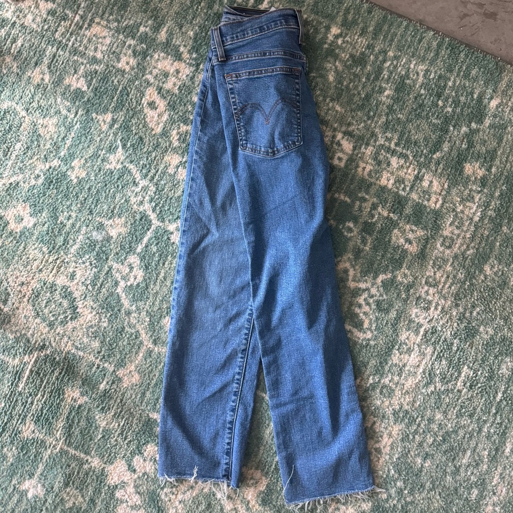 Levi’s Wedgie Straight jeans